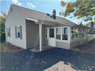 Rental: 31 Maple St. | Coldwell Banker Penn One Real Estate | Houses ...